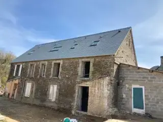 Nettoyage et rénovation de toiture à Sottevast par SARL Lelong et Fils